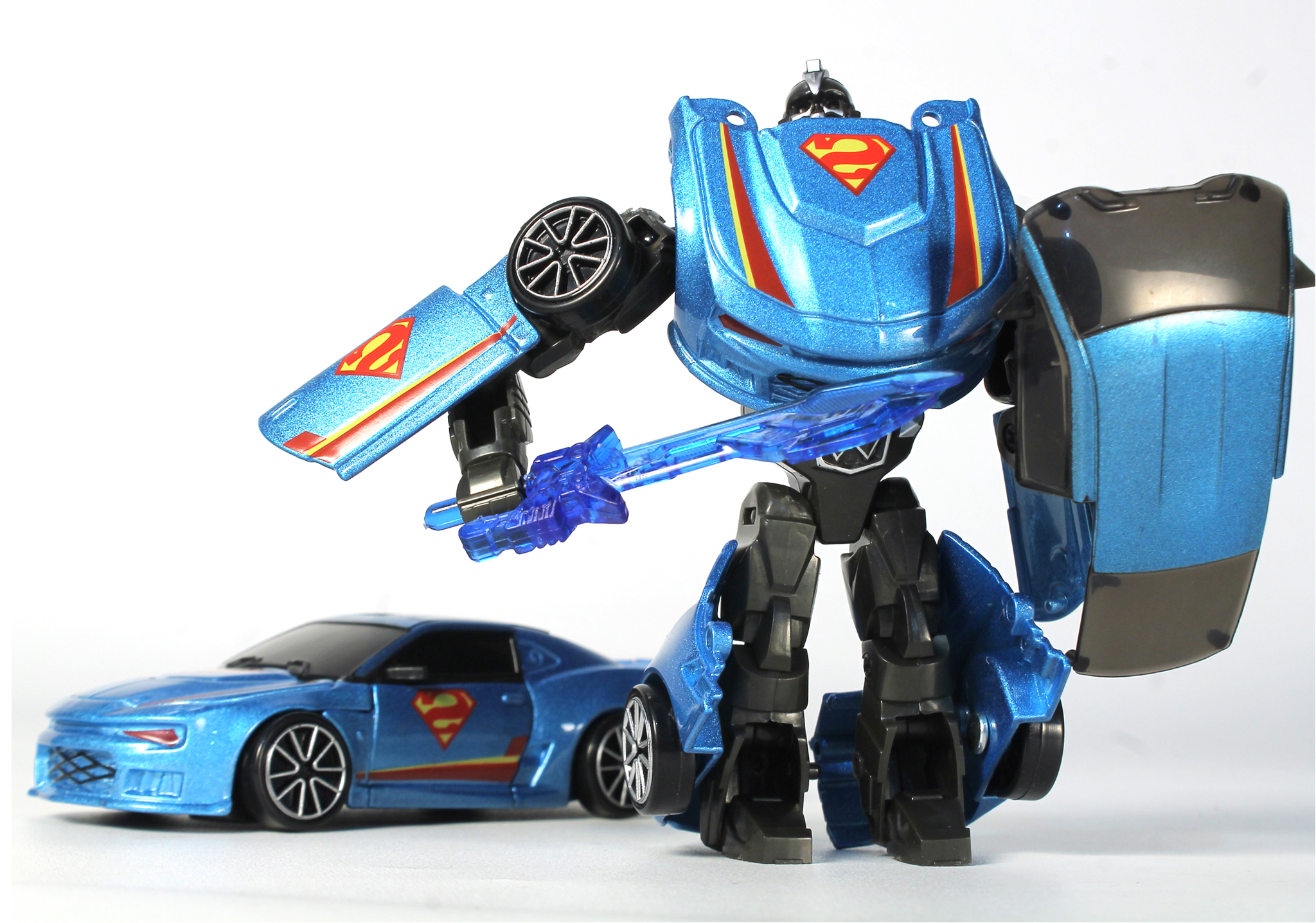 #D/c Mobil Transformer Avengers Battle Fot Earth 6karakter @197